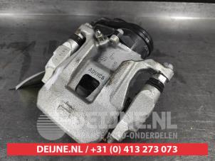 Mitsubishi Eclipse Cross Bremszange links hinten O747006 foto 2