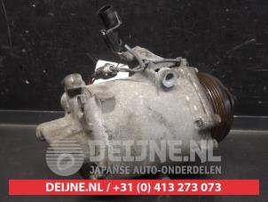 Mitsubishi Colt Air conditioning pump O747012 photo 2