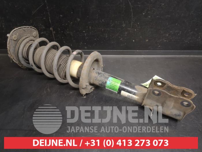 Mitsubishi Colt Front shock absorber rod, right O747019