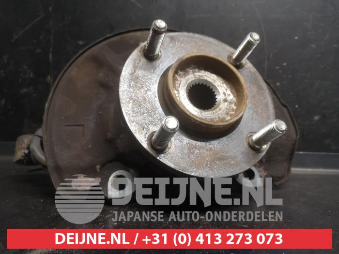 Mitsubishi Colt Achsschenkel links vorne O747020