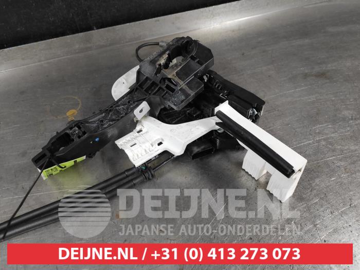 Hyundai Tucson Deurslot Mechaniek 4Deurs links-voor O747042
