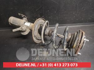 Toyota Prius Schokdemperpoot links-voor O747066 foto 2