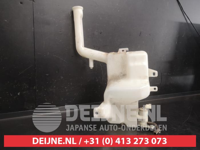 Mazda 2 Ruitensproeiertank voor O747076