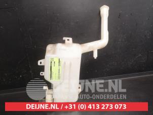 Mazda 2 Scheibensprühertank vorne O747076 foto 3
