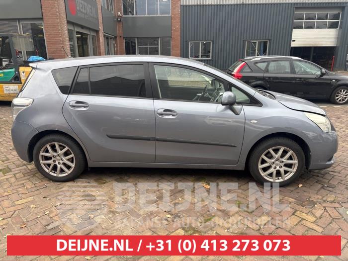 Toyota Verso Portier 4Deurs rechts-voor O747102