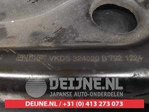 Mazda 2 Querlenker unten rechts vorne O747112 foto 3