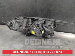 Nissan Qashqai Koplamp rechts O747124 foto 2