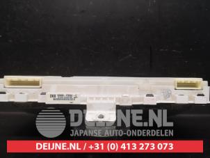 Toyota Hilux Tacho - Kombiinstrument KM O747144 foto 3