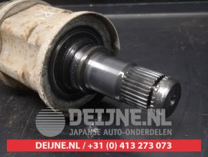 Toyota Hilux Front drive shaft, right O747229 photo 3