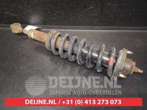 Toyota Hilux Stoßdämpferstrebe links vorne O747224 foto 2