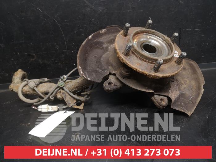 Toyota Hilux Achsschenkel rechts vorne O747227