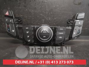 Hyundai I40 Heater control panel O747306 photo 2