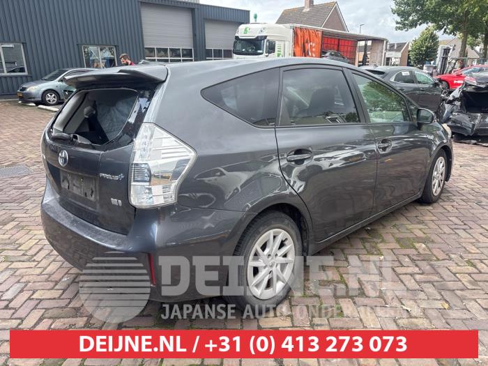 Toyota Prius Plus Achterlicht rechts O747338