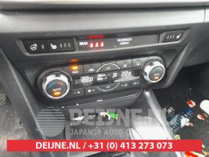 Mazda 3 Seat heating switch O747249 photo 3