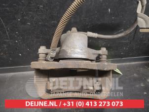 Hyundai I40 Bremszange links vorne O747270 foto 3