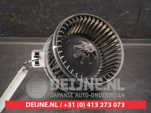 Hyundai I40 Heizung Belüftungsmotor O747255 foto 2