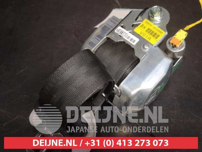 Hyundai I40 Front seatbelt, right O747274