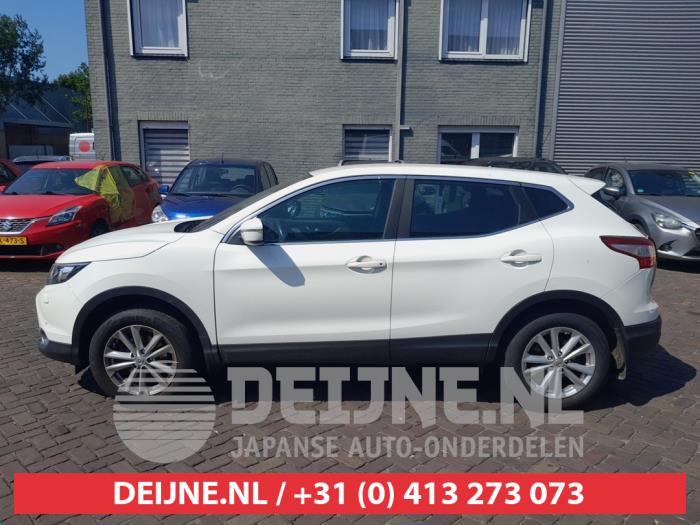 Nissan Qashqai Türscheibe 4-türig links vorne O747384