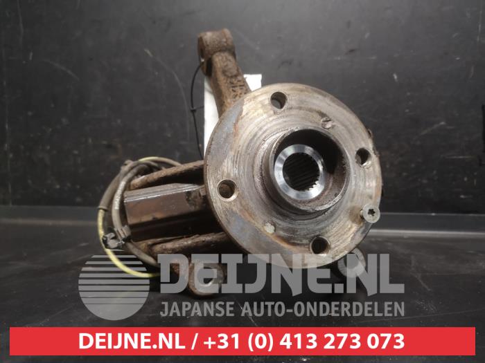 Toyota Aygo Knuckle, front left O747369