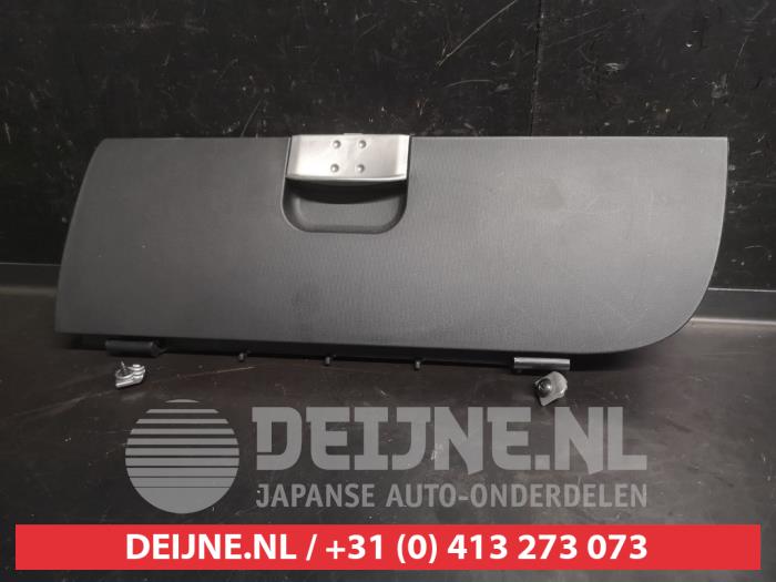 Toyota Aygo Dashboard cover / flap O747327