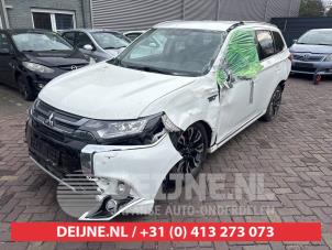 Mitsubishi Outlander Motorhaube O747437 foto 3