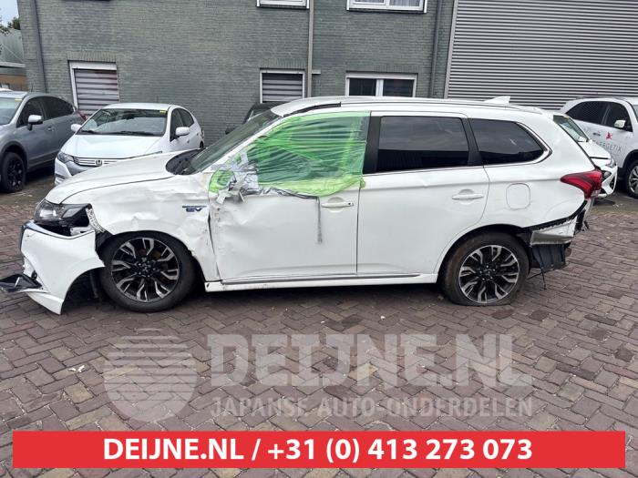 Mitsubishi Outlander Türscheibe 4-türig links hinten O747445