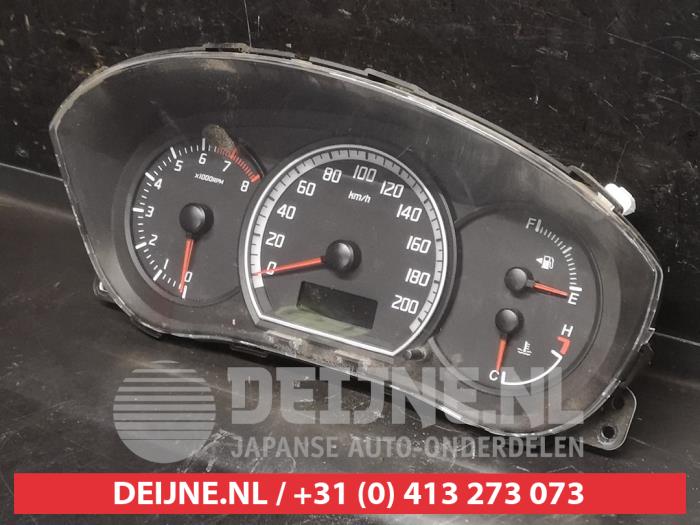 Suzuki Swift Tacho - Kombiinstrument KM O747483