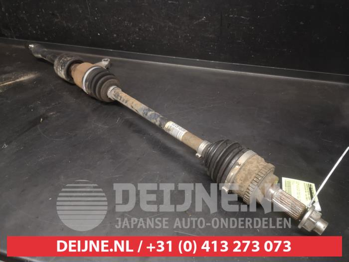 Suzuki Swift Antriebswelle rechts vorne O747495