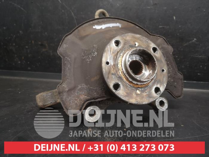 Suzuki Swift Fusee links-voor O747496