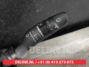 Hyundai I20 Steering column stalk O747859 photo 3