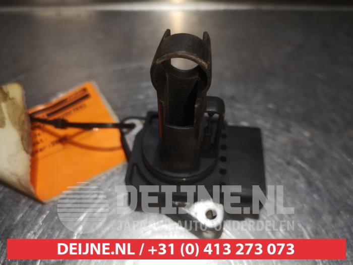 Gebruikte Luchthoeveelheidsmeter Lexus IS (E2) 220d 16V Prijs € 25,00 Margeregeling aangeboden door V.Deijne Jap.Auto-onderdelen BV