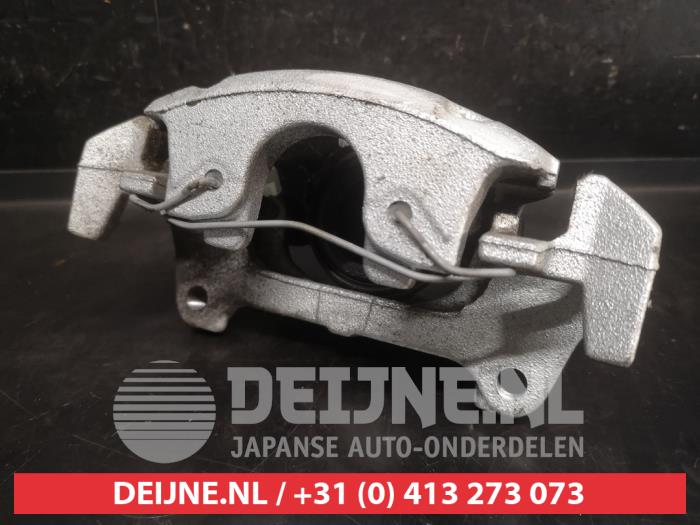 Toyota Yaris Front brake calliper, left O747947