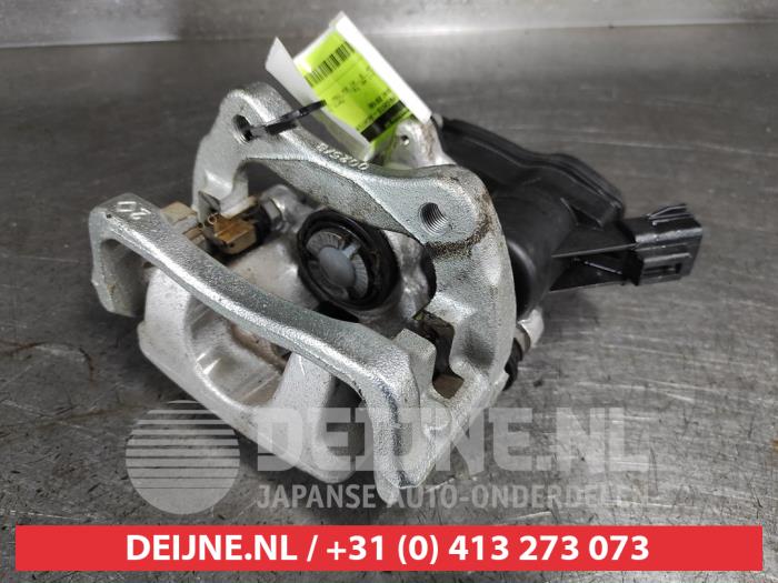 Nissan Juke Bremszange rechts hinten O748031