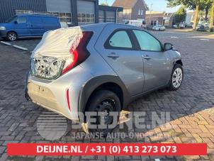 Toyota Aygo X Schmutzfänger Leiste O748224 foto 2