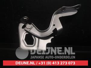 Toyota Rav-4 Bonnet Hinge O748290 photo 2