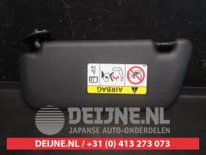 Toyota Yaris Zonneklep O748361 foto 2