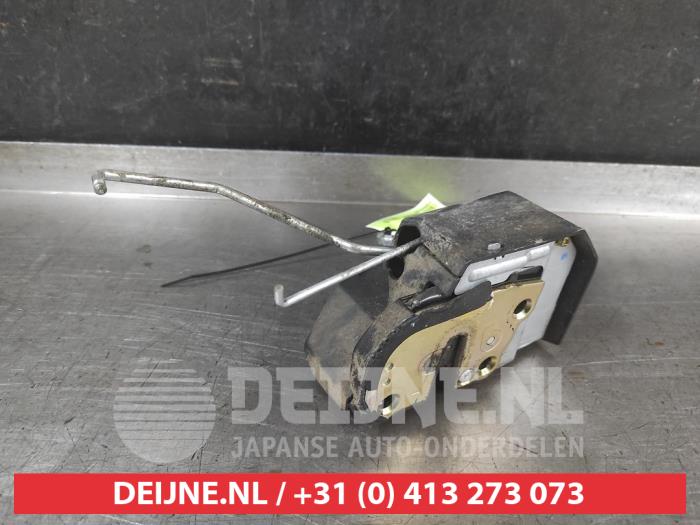 Toyota Rav-4 Schließmechanik Heckklappe O748378