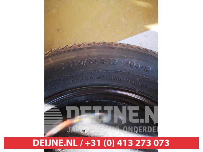 Nissan Qashqai+2 Thuiskomer O748486