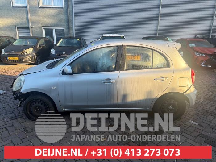 Nissan Micra Türscheibe 4-türig links vorne O748525
