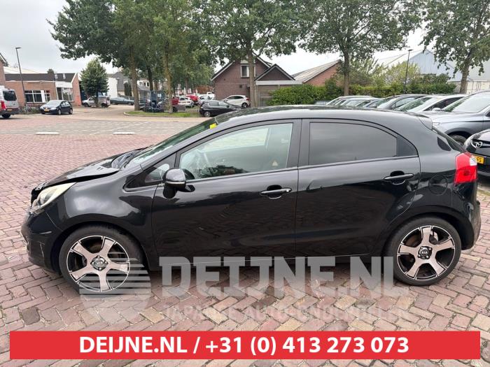 Kia Rio Tür 4-türig links vorne O748597
