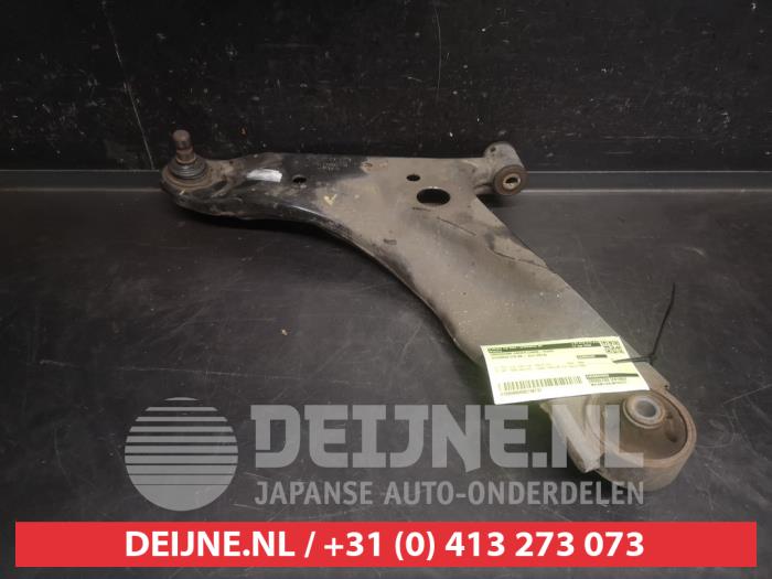 Hyundai I10 Querlenker unten links vorne O748731