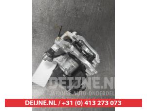 Toyota Aygo X Bremszange links hinten O748764 foto 2