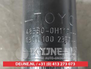 Toyota Aygo X Stoßdämpfer rechts hinten O748769 foto 2