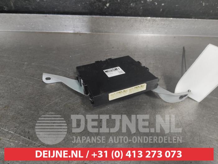 Toyota Verso Body control computer O748807