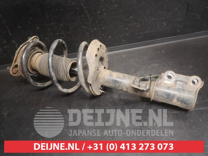 Hyundai I30 Stoßdämpferstrebe rechts vorne O748824