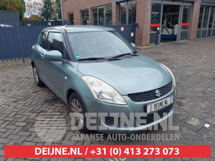 Suzuki Swift Headlight, right O748842