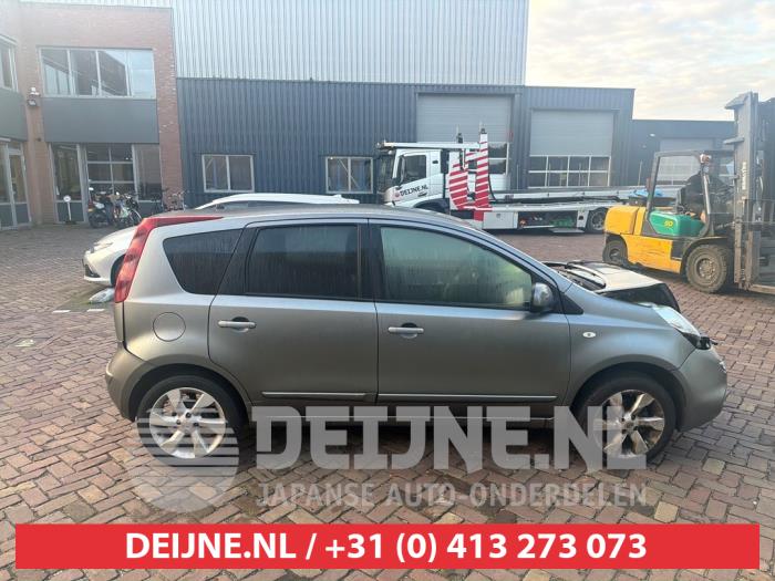 Nissan Note Zusätzliches Fenster 4-türig rechts hinten O748909