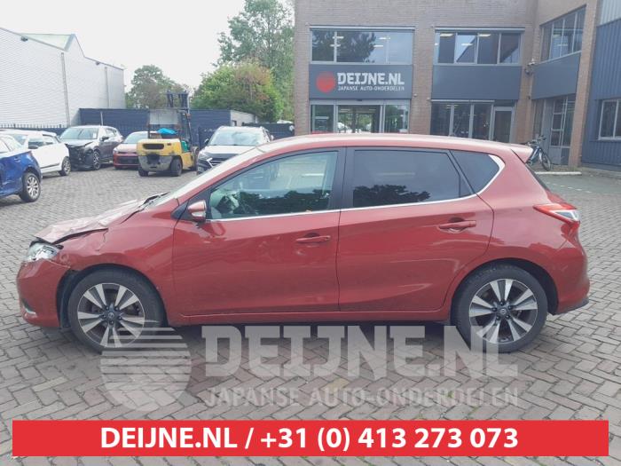 Nissan Pulsar Extra Ruit 4Deurs links-achter O748969