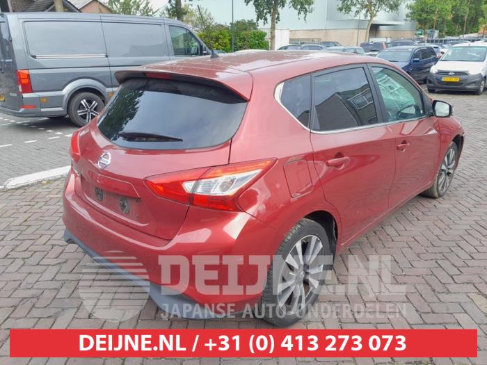 Nissan Pulsar Achterklep reflector rechts O748977