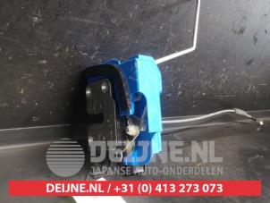 Hyundai I10 Front door lock mechanism 4-door, right O749036 photo 2